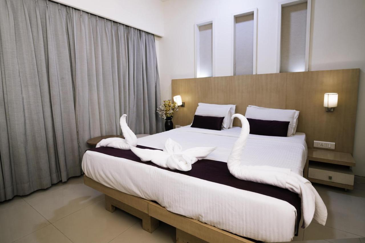 Hotel Monarch Guestline In Midc Rabale, 나비뭄바이 외부 사진