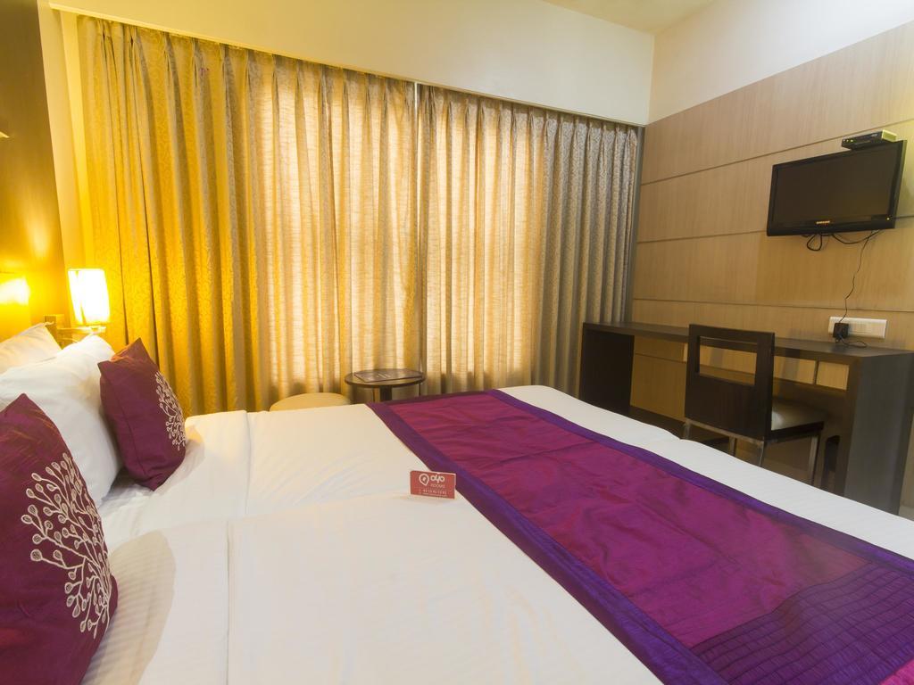 Hotel Monarch Guestline In Midc Rabale, 나비뭄바이 외부 사진