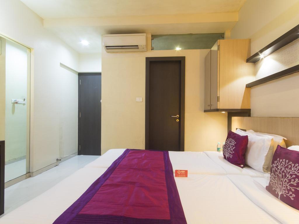 Hotel Monarch Guestline In Midc Rabale, 나비뭄바이 외부 사진