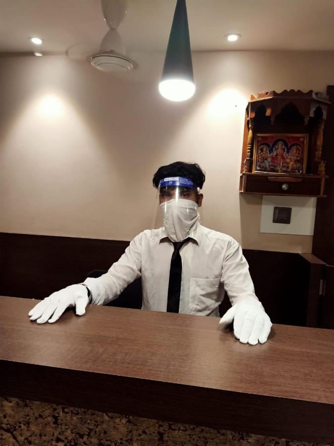 Hotel Monarch Guestline In Midc Rabale, 나비뭄바이 외부 사진